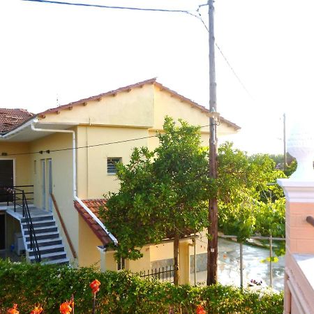 Giannis Apartment Agios Georgios Pagon Bagian luar foto
