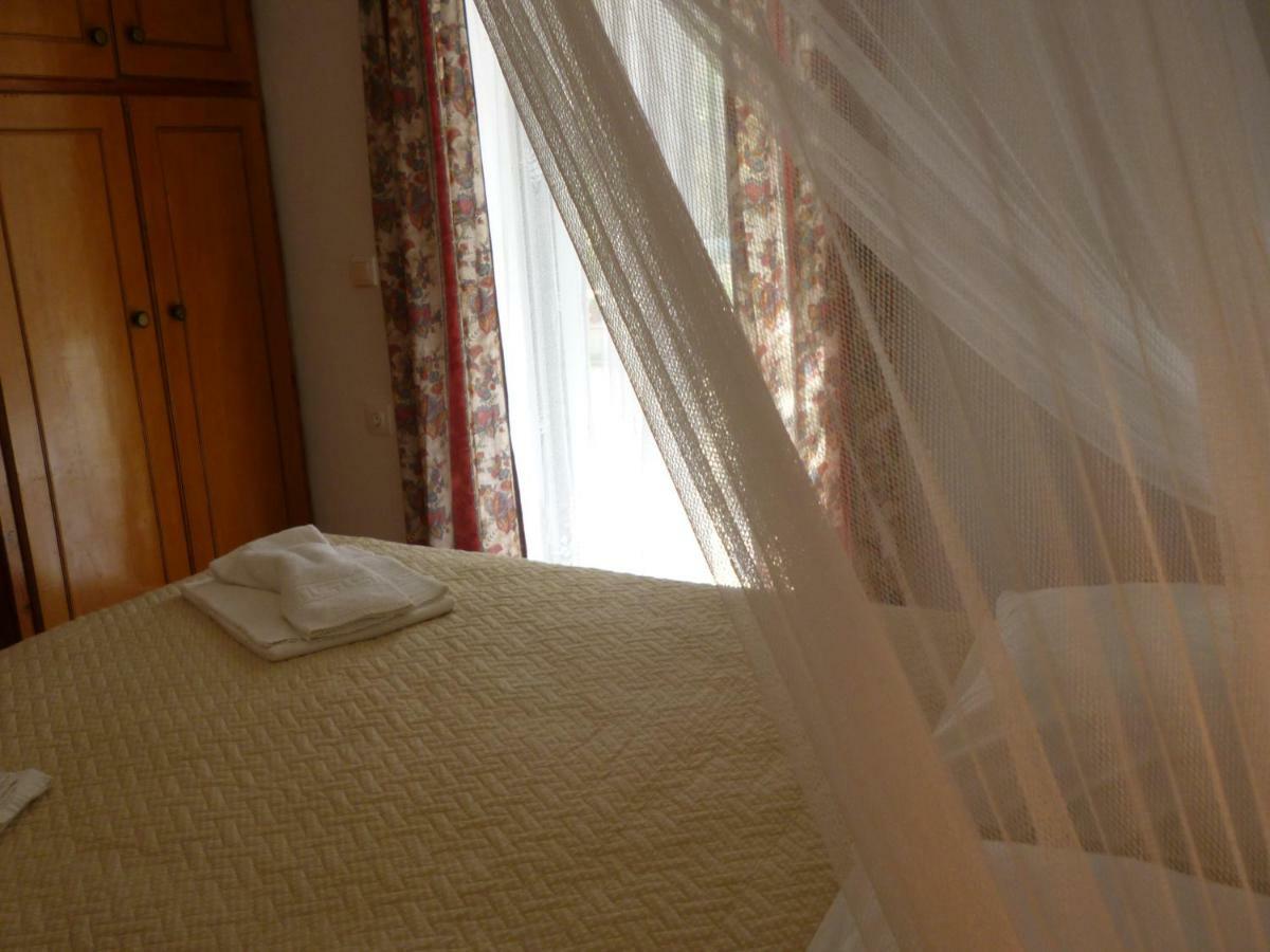 Giannis Apartment Agios Georgios Pagon Bagian luar foto