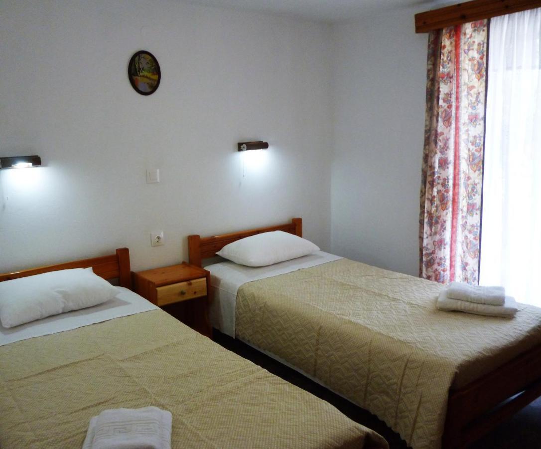Giannis Apartment Agios Georgios Pagon Bagian luar foto