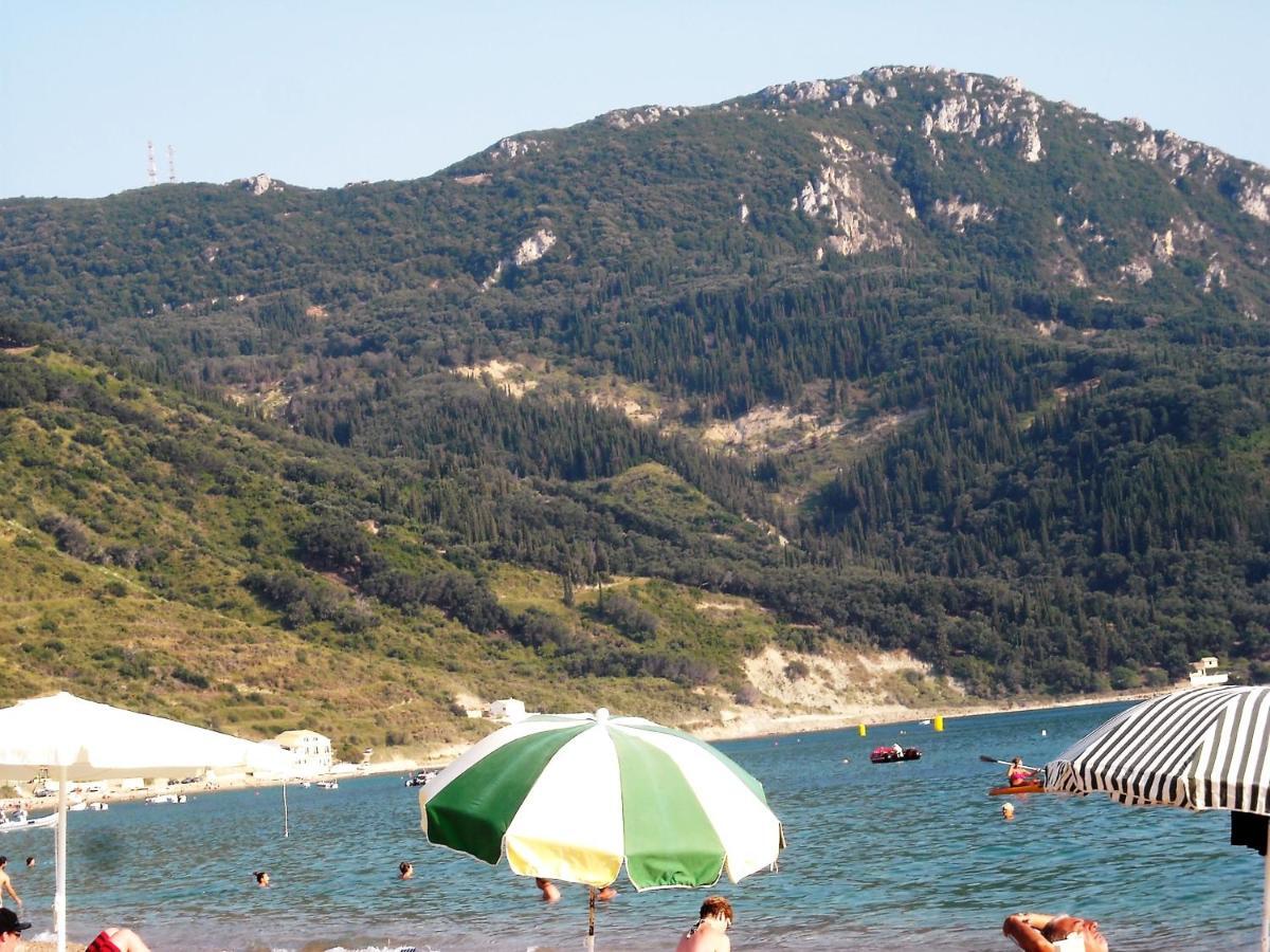 Giannis Apartment Agios Georgios Pagon Bagian luar foto