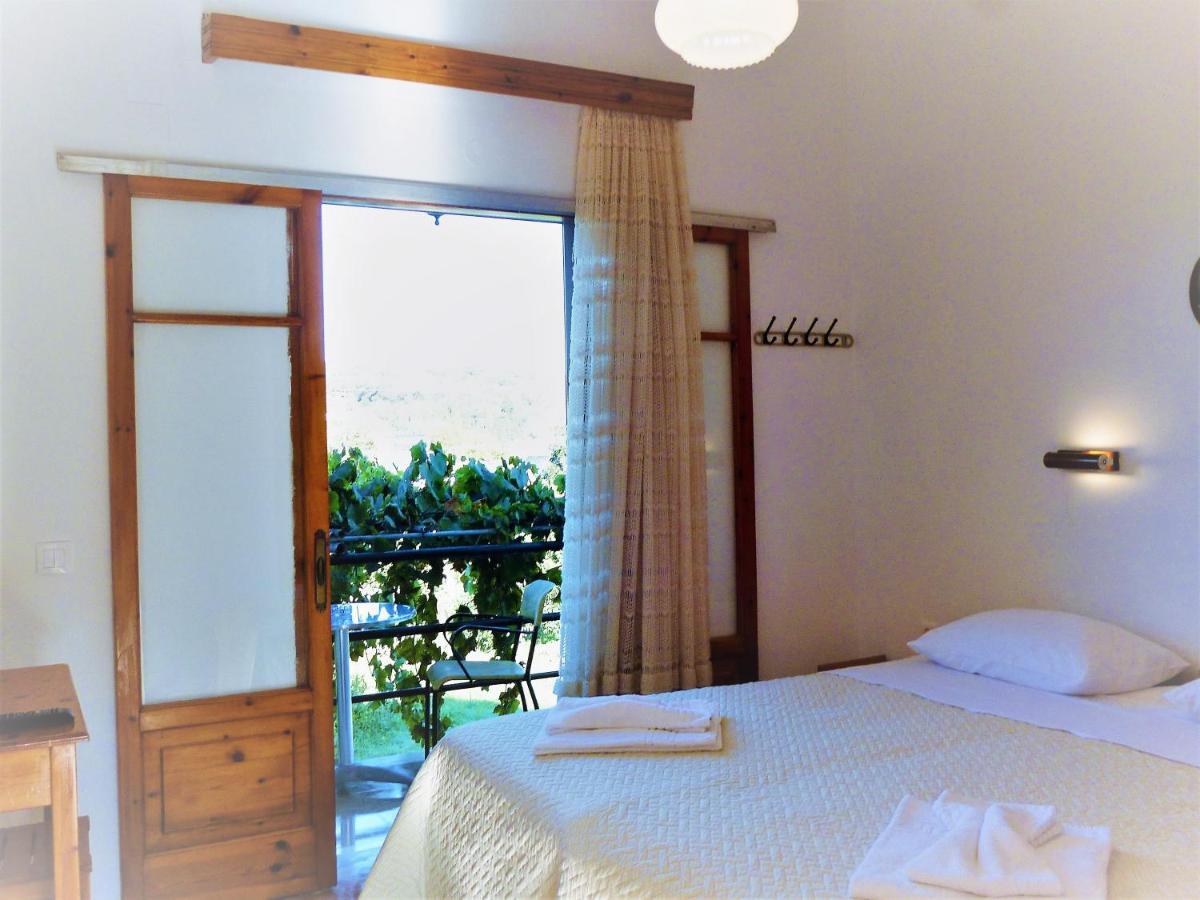 Giannis Apartment Agios Georgios Pagon Bagian luar foto